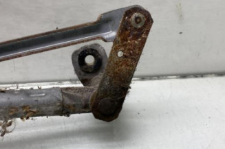 Moteur essuie glace avant SKODA OCTAVIA 1