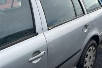 Moteur essuie glace avant SKODA OCTAVIA 1