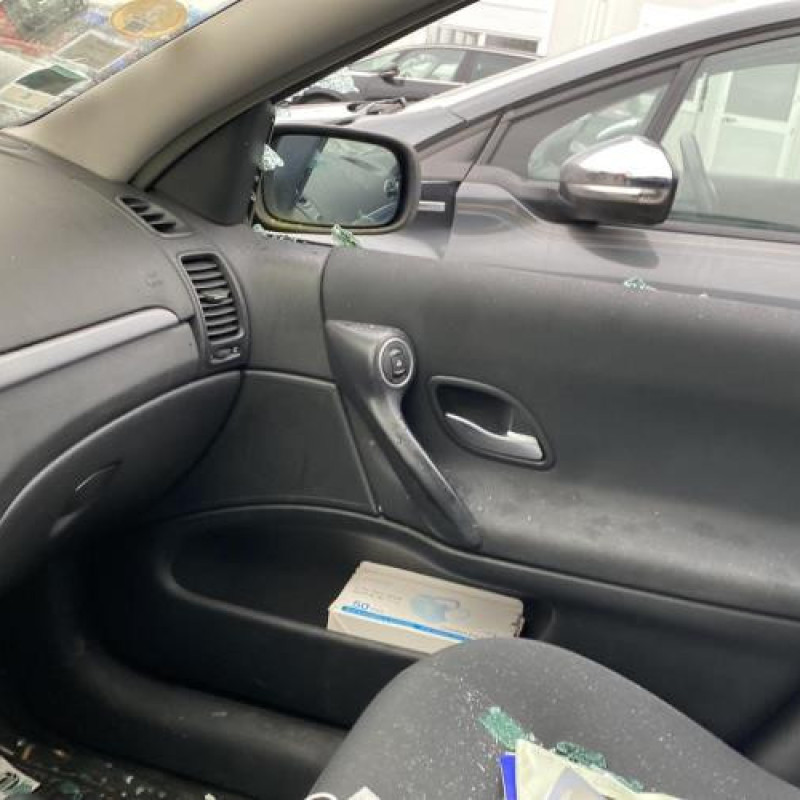 Leve vitre electrique arriere droit RENAULT LAGUNA 2 Photo n°18