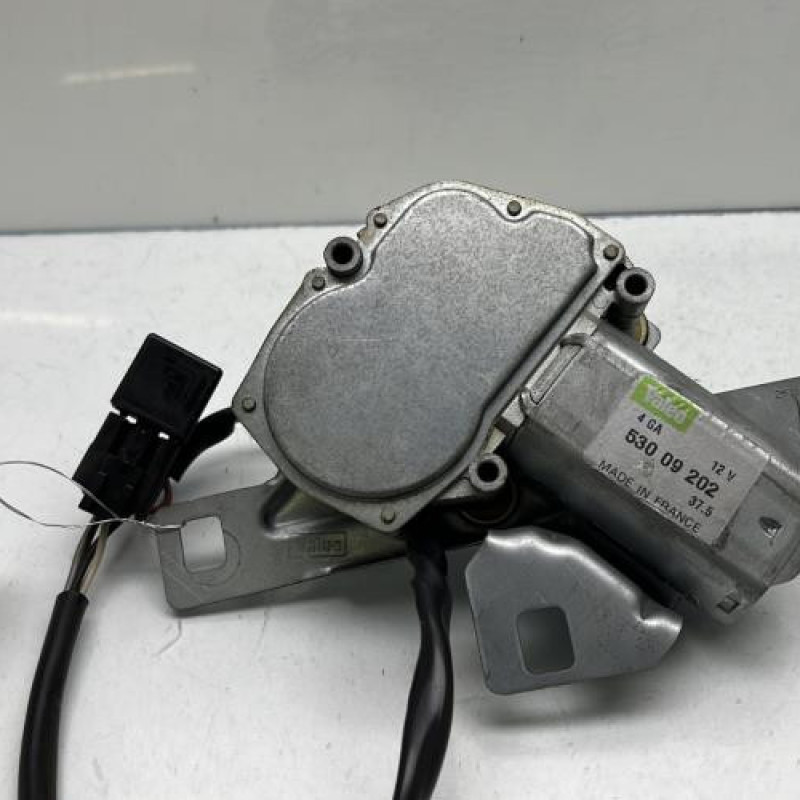 Moteur essuie glace arriere PEUGEOT 106 Photo n°5