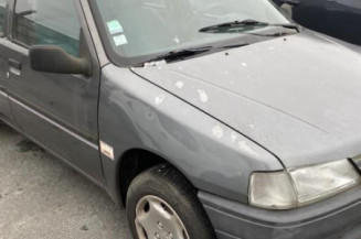 Moteur essuie glace arriere PEUGEOT 106