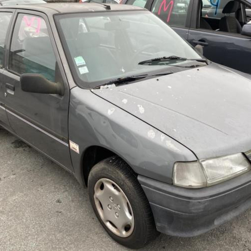 Moteur essuie glace arriere PEUGEOT 106 Photo n°6