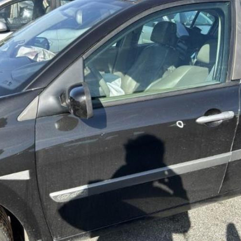 Bouton de coffre RENAULT MEGANE 2 Photo n°9