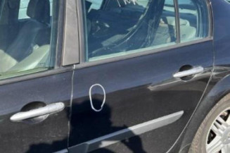 Bouton de coffre RENAULT MEGANE 2