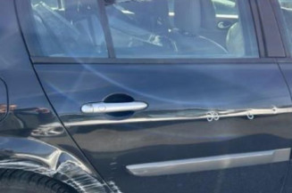 Bouton de coffre RENAULT MEGANE 2