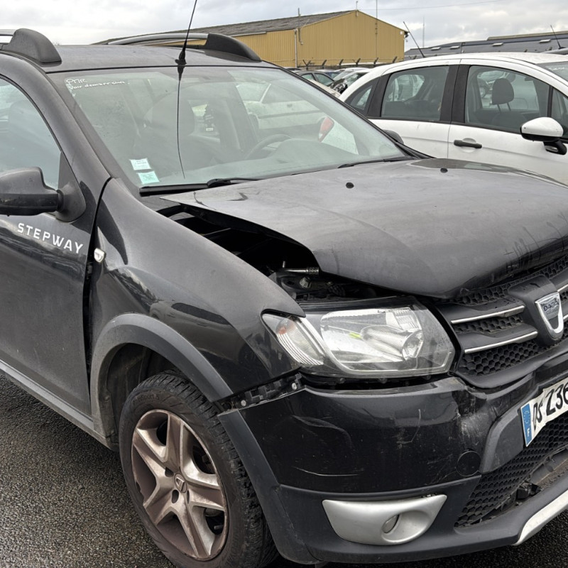 DACIA SANDERO 2 PHASE 1 1.5 BLUE DCI - 8V TURBO Photo n°2