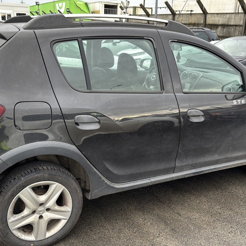 DACIA SANDERO 2 PHASE 1 1.5 BLUE DCI - 8V TURBO Photo n°6