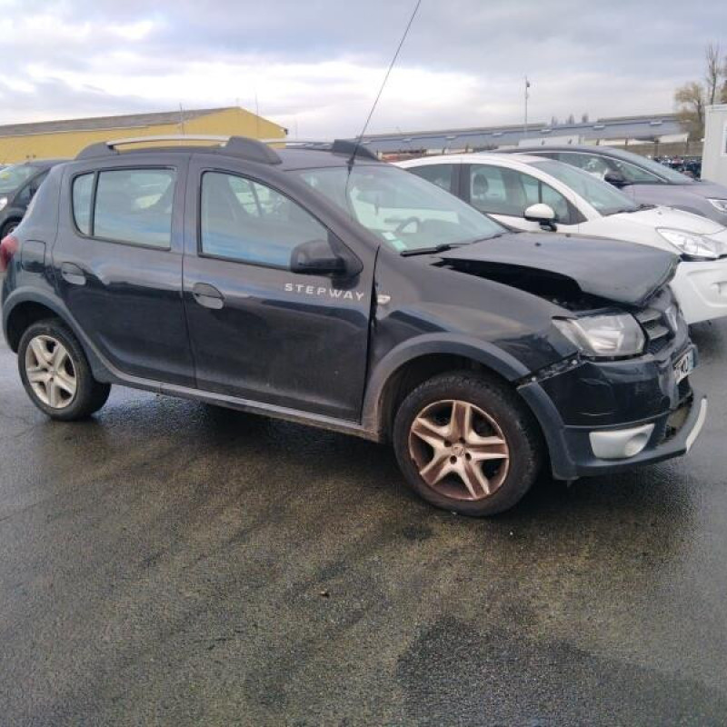 DACIA SANDERO 2 PHASE 1 1.5 BLUE DCI - 8V TURBO Photo n°23