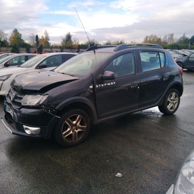 DACIA SANDERO 2 PHASE 1 1.5 BLUE DCI - 8V TURBO Photo n°24