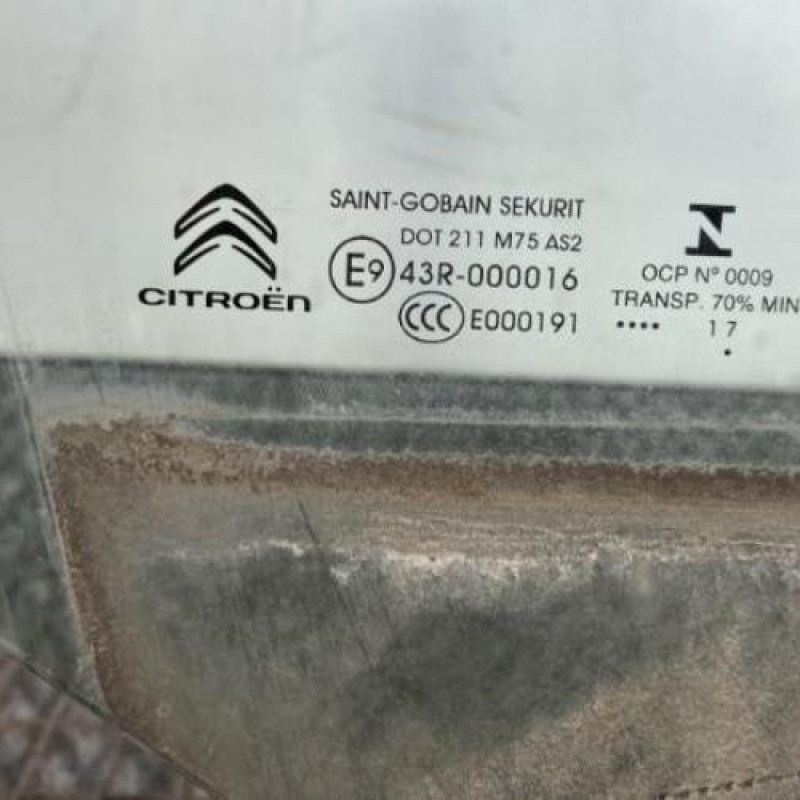 Vitre avant droit CITROEN C4 GRAND PICASSO 2 Photo n°4