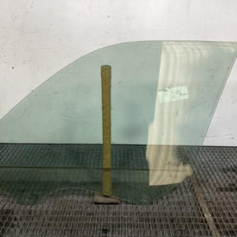 Vitre avant droit CITROEN C4 GRAND PICASSO 2 Photo n°7