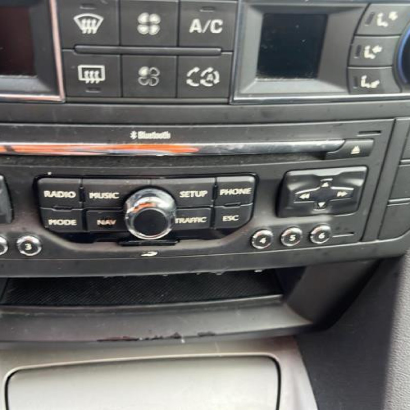 Vitre arriere droit CITROEN C5 2 Photo n°14