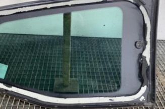 Custode arriere gauche PEUGEOT 5008 1