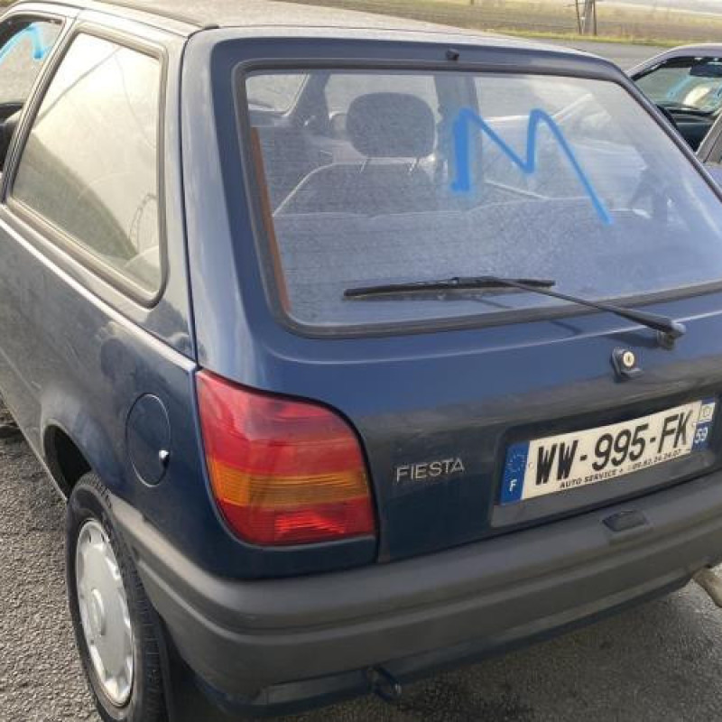 Porte avant droit FORD FIESTA 3 Photo n°14