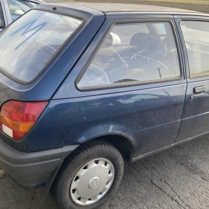 Porte avant droit FORD FIESTA 3 Photo n°16