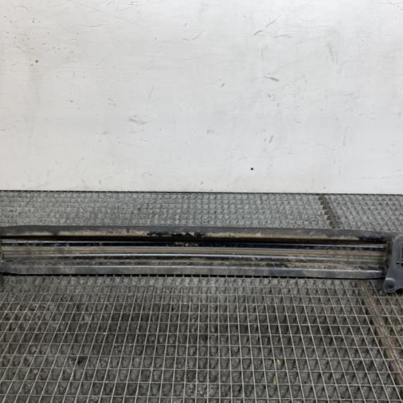 Renfort pare choc arriere (traverse) VOLKSWAGEN GOLF PLUS Photo n°7