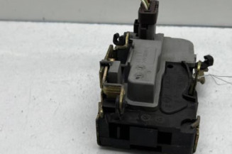 Serrure avant gauche PEUGEOT 206