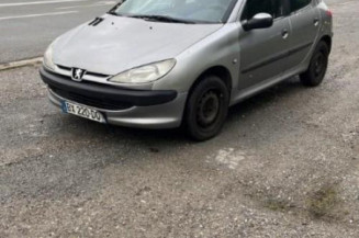 Serrure avant gauche PEUGEOT 206