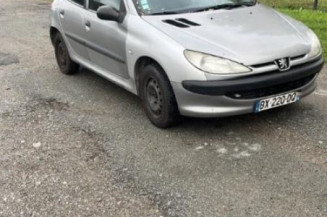 Serrure avant gauche PEUGEOT 206