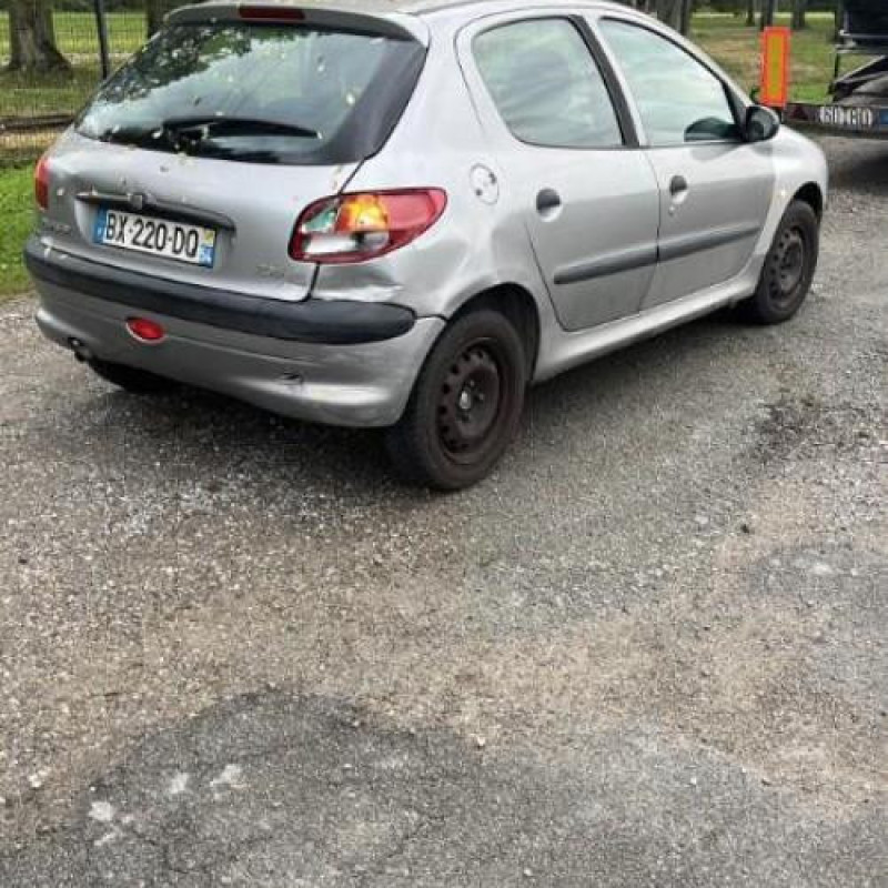Serrure avant gauche PEUGEOT 206 Photo n°10