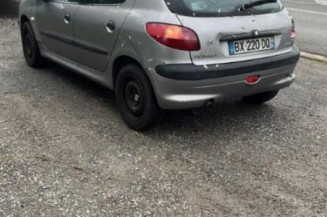 Serrure avant gauche PEUGEOT 206