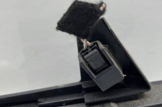 Serrure avant droit DACIA SANDERO 2