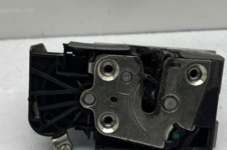 Serrure avant droit DACIA SANDERO 2