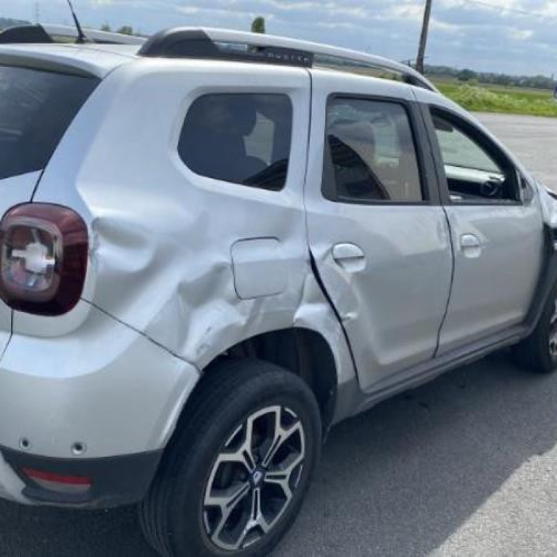 Vitre arriere droit DACIA DUSTER 2 Photo n°10