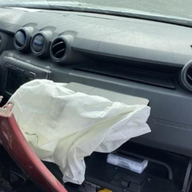 Vitre arriere droit DACIA DUSTER 2 Photo n°19