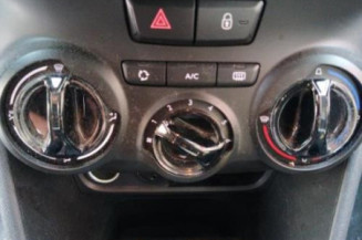 Vitre arriere droit PEUGEOT 2008 1