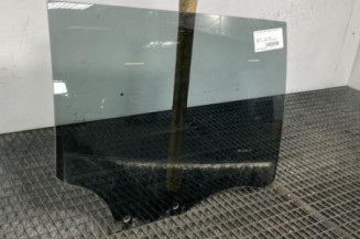 Vitre arriere droit PEUGEOT 2008 2