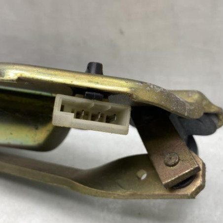 Moteur essuie glace arriere RENAULT R19