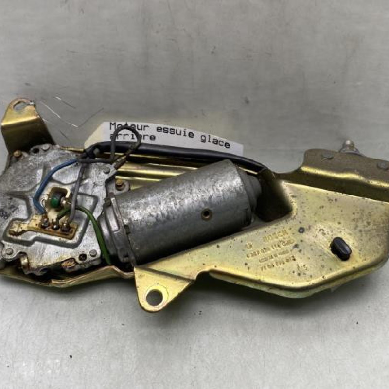 Moteur essuie glace arriere RENAULT R19 Photo n°3