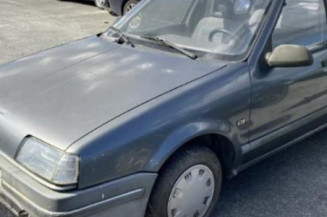 Moteur essuie glace arriere RENAULT R19