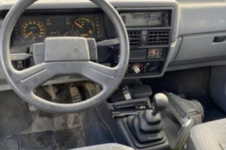 Moteur essuie glace arriere RENAULT R19
