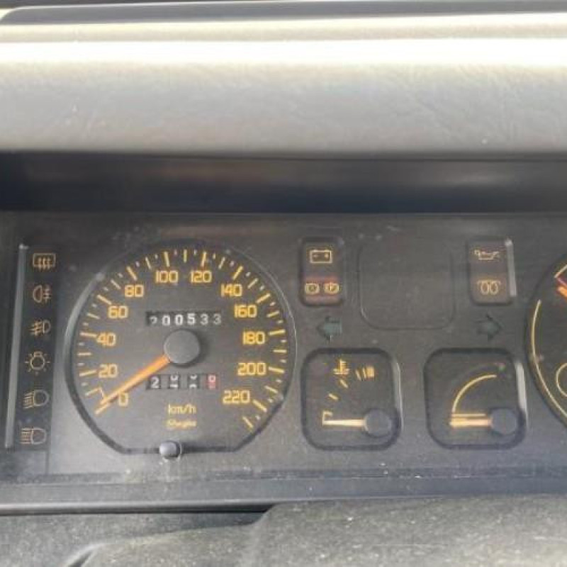 Moteur essuie glace arriere RENAULT R19 Photo n°20
