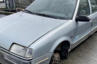 Moteur essuie glace arriere RENAULT R19