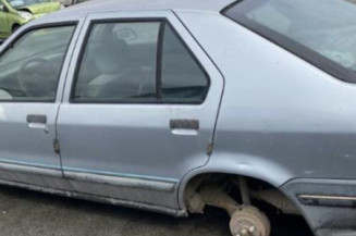 Moteur essuie glace arriere RENAULT R19