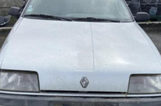 Moteur essuie glace arriere RENAULT R19