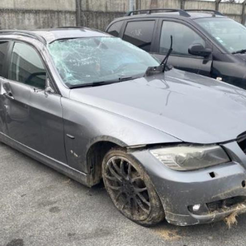 Custode arriere gauche (porte) BMW SERIE 3 E91 Photo n°7