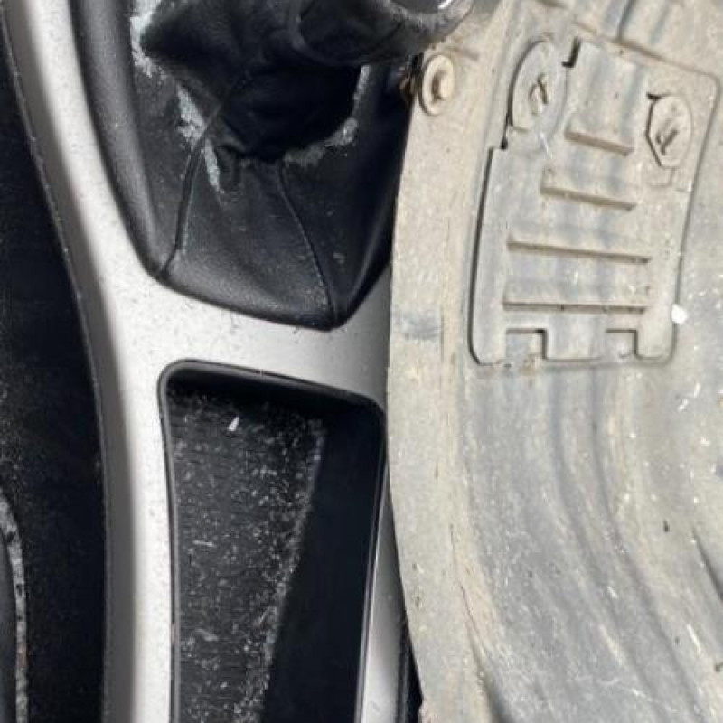 Custode arriere gauche (porte) BMW SERIE 3 E91 Photo n°18