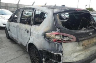 Custode avant droit FORD S-MAX 1