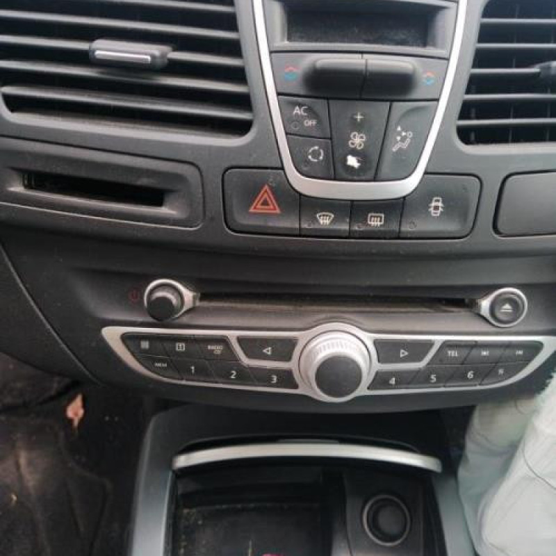 Custode arriere gauche (porte) RENAULT LAGUNA 3 Photo n°16