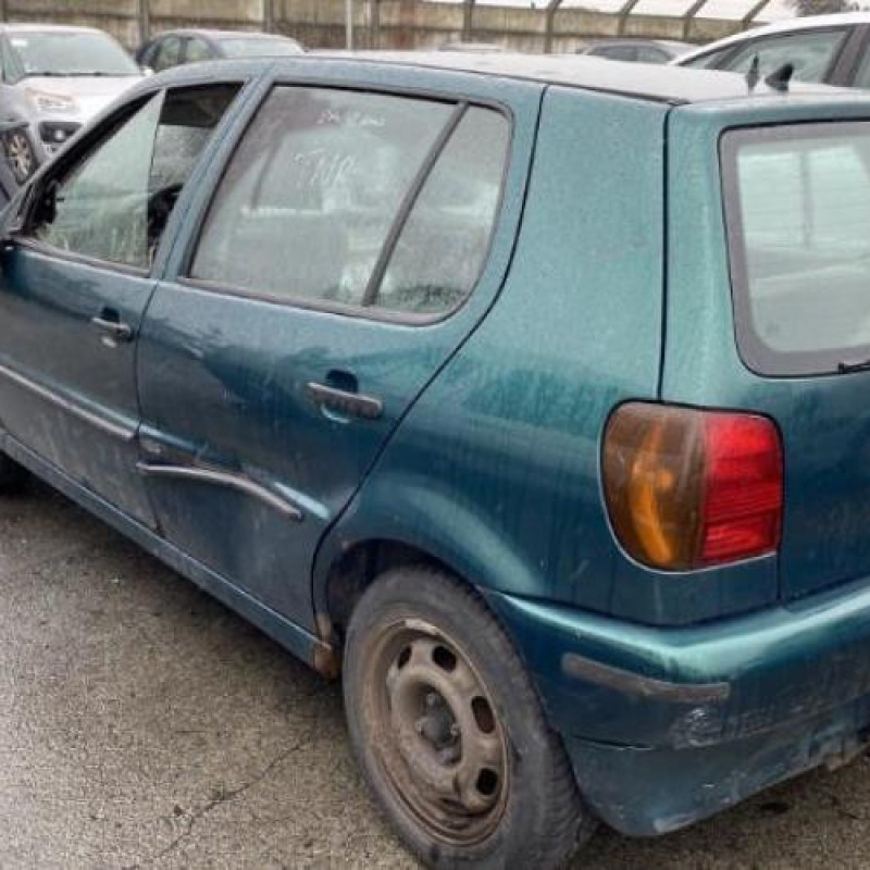 Vitre avant droit VOLKSWAGEN POLO 3 Photo n°8