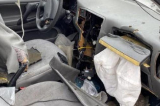 Vitre avant droit VOLKSWAGEN POLO 3