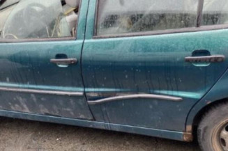 Vitre avant droit VOLKSWAGEN POLO 3