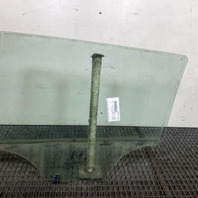 Vitre arriere droit PEUGEOT 2008 1 Photo n°6