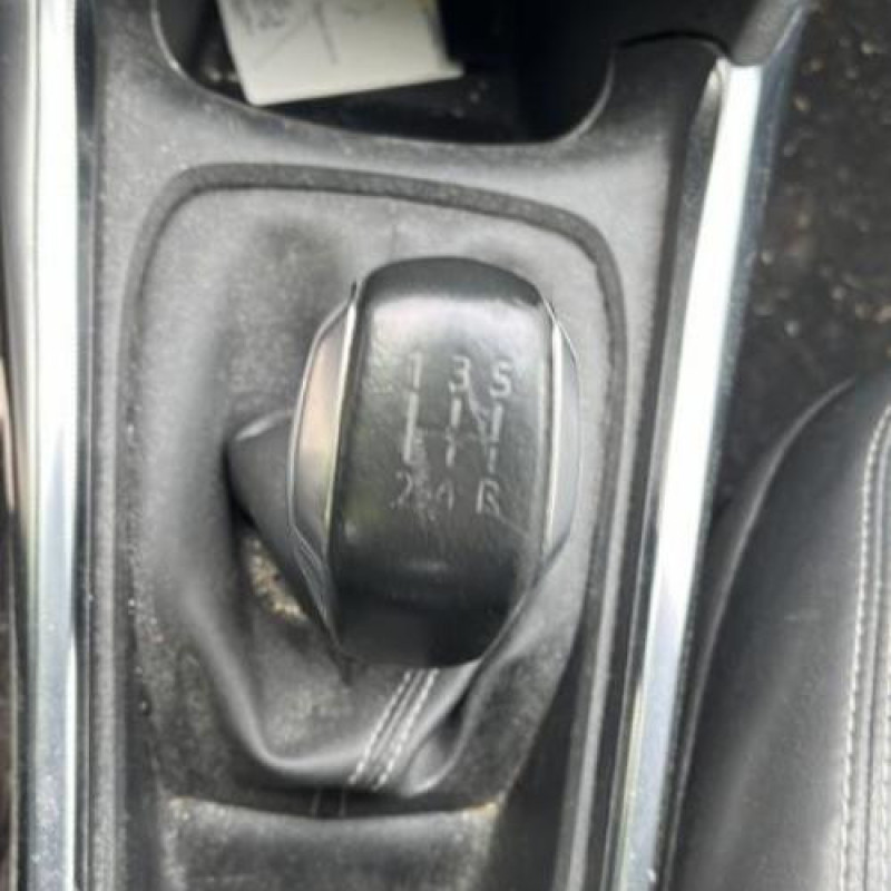 Vitre arriere droit PEUGEOT 2008 1 Photo n°14