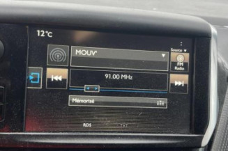 Vitre arriere droit PEUGEOT 2008 1