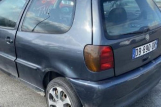 Optique avant secondaire gauche (feux)(clignotant) VOLKSWAGEN POLO 3
